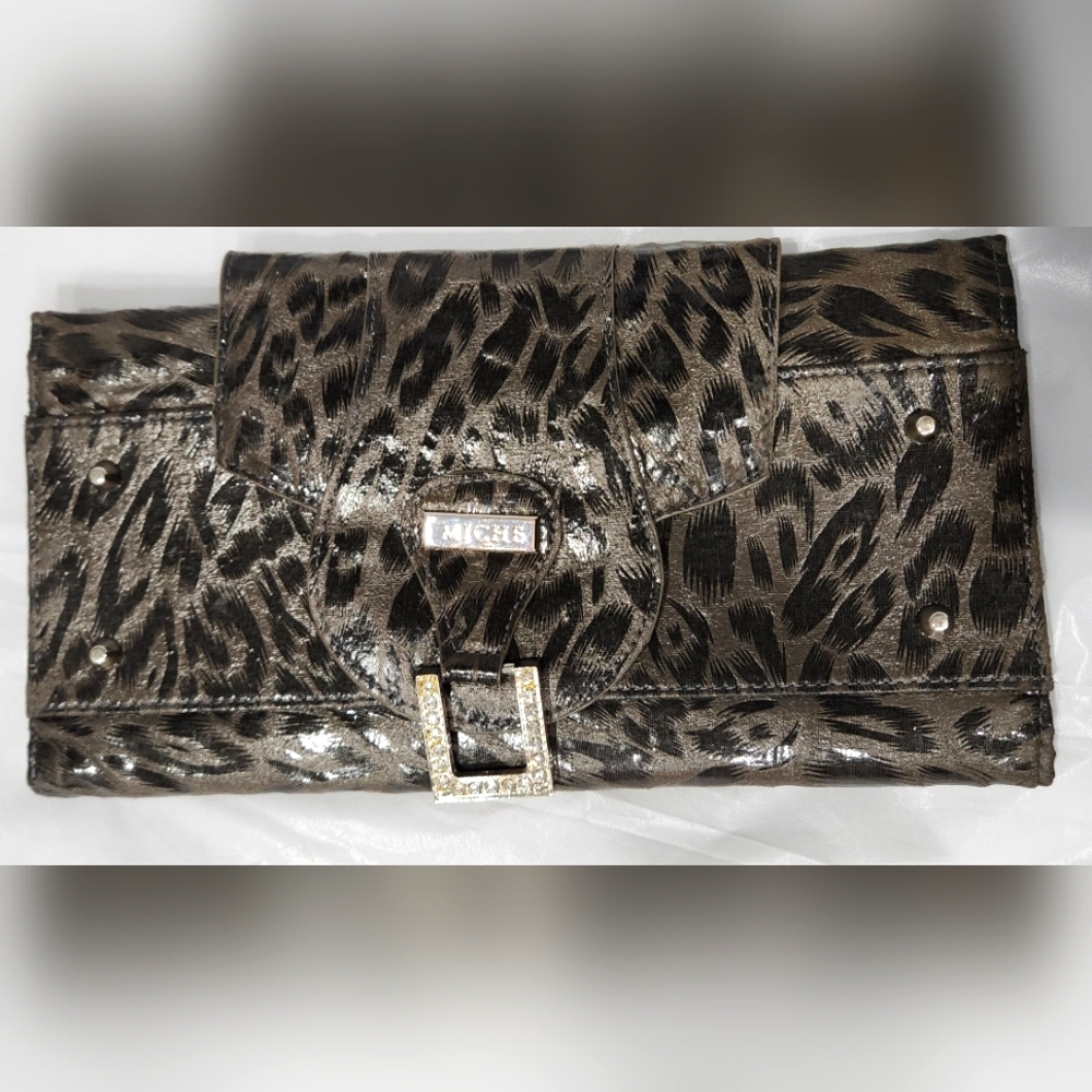 Miche Tyra shell cover grey faux leather with the silver rhinestones